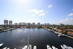 3610 Yacht Club Dr, Aventura, FL 33180 - Photo 38