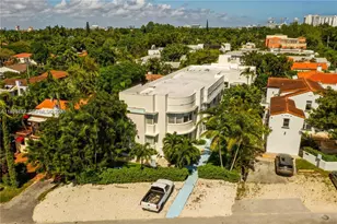 319 W 28th St, Miami Beach, FL 33140 - Photo 12