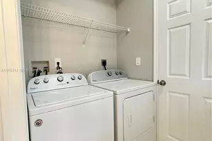 6524 Hidden Cove Dr, Davie, FL 33314 - Photo 8