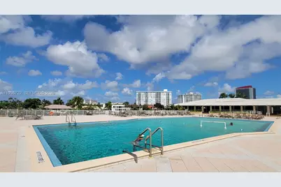 1965 S Ocean Dr #ME, Hallandale Beach, FL 33009 - Photo 22
