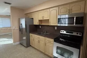 2955 NW 31st Ave, Miami, FL 33142 - Photo 10