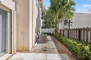 3960 194th Trl, Sunny Isles Beach, FL 33160 - Photo 16