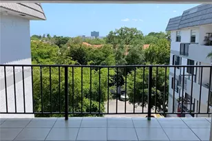 8950 NE 8th Ave, Miami, FL 33138 - Photo 42