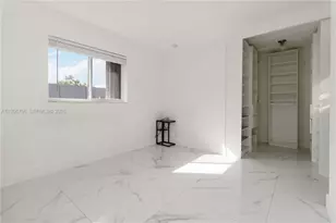 2502 NW 48th St, Tamarac, FL 33309 - Photo 12