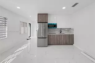 2490 SW 17th St, Miami, FL 33145 - Photo 8