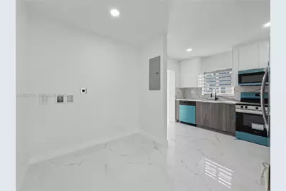 2490 SW 17th St, Miami, FL 33145 - Photo 6