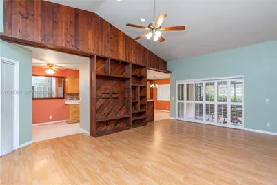 9360 S Chelsea Dr S, Plantation, FL 33324 - Photo 12