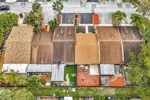 2350 Elm Ct, Pembroke Pines, FL 33026 - Photo 52