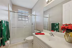 109 SW 128th Ave, Plantation, FL 33325 - Photo 20