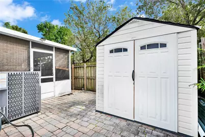 10048 SW 222nd St #0, Cutler Bay, FL 33190 - Photo 34