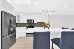 10048 SW 222nd St, Cutler Bay, FL 33190 - Photo 10