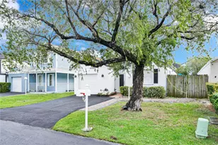 10048 SW 222nd St, Cutler Bay, FL 33190 - Photo 38