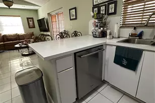 15421 SW 95th Ln, Miami, FL 33196 - Photo 16