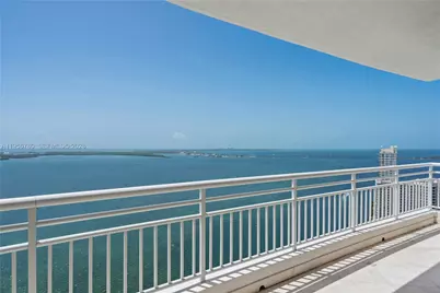 808 Brickell Key Dr #3304, Miami, FL 33131 - Photo 4