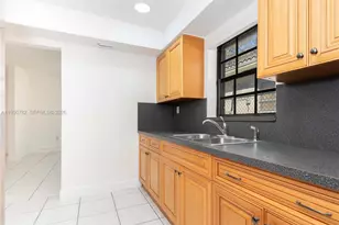 2615 SW 32nd Ct, Miami, FL 33133 - Photo 6