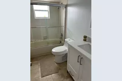 301 SE 3rd St #601, Dania Beach, FL 33004 - Photo 18