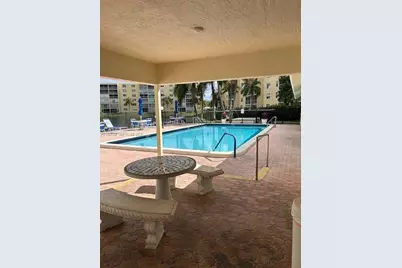 301 SE 3rd St #601, Dania Beach, FL 33004 - Photo 24