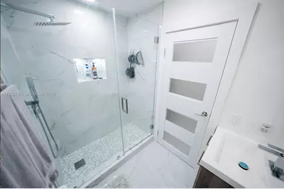 17404 SW 142nd Pl, Miami, FL 33177 - Photo 14