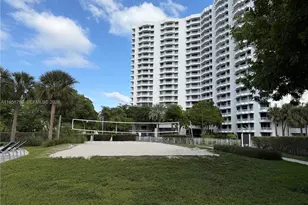 3300 NE 192nd St, Aventura, FL 33180 - Photo 34