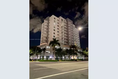 60 NW 37th Ave #602, Miami, FL 33125 - Photo 2