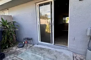 7171 Tam Oshanter Blvd, North Lauderdale, FL 33068 - Photo 28