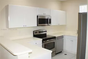 4704 NW 57th Pl, Coconut Creek, FL 33073 - Photo 4