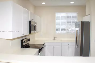 4704 NW 57th Pl #4704, Coconut Creek, FL 33073 - Photo 4