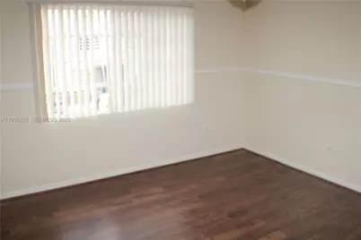 4704 NW 57th Pl #4704, Coconut Creek, FL 33073 - Photo 6