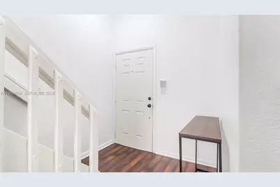 20820 San Simeon Way #24-G, Miami, FL 33179 - Photo 4