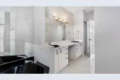 20820 San Simeon Way #24-G, Miami, FL 33179 - Photo 32