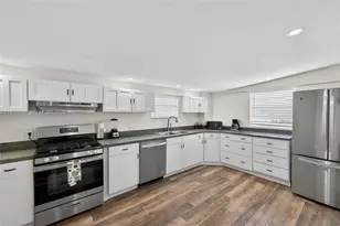 27 Riviera Dr, Key West, FL 33040 - Photo 4