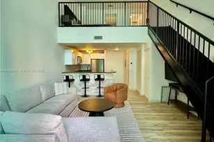 300 S Biscayne Blvd, Miami, FL 33131 - Photo 14