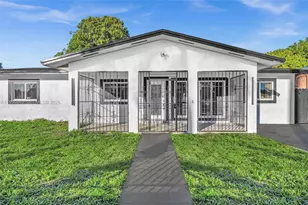 560 N Perviz Ave, Opa-Locka, FL 33054 - Photo 4