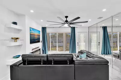 560 N Perviz Ave, Opa-Locka, FL 33054 - Photo 18