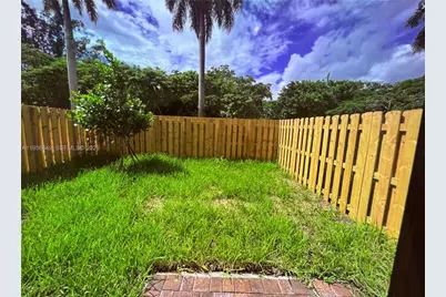 24576 SW 119th Pl #24576, Homestead, FL 33032 - Photo 10