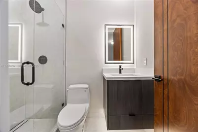 2805 Freeman St, Miami, FL 33133 - Photo 54
