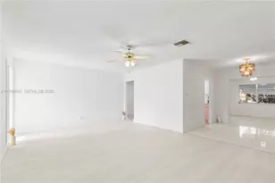 5706 NW 81st Ave, Tamarac, FL 33321 - Photo 6