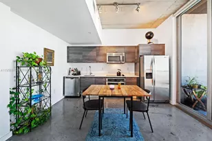 151 SE 1st St, Miami, FL 33131 - Photo 14