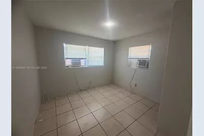 612 NW 14th Ave #1, Fort Lauderdale, FL 33311 - Photo 4