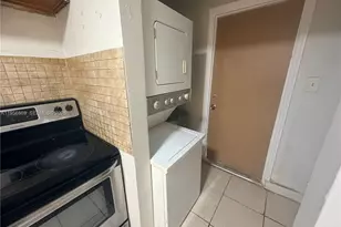 612 NW 14th Ave, Fort Lauderdale, FL 33311 - Photo 8