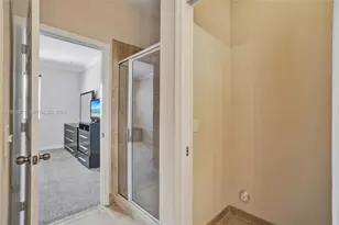1042 NE 207th Terrace, Miami, FL 33179 - Photo 32