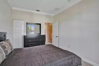 1042 NE 207th Ter, Miami, FL 33179 - Photo 42