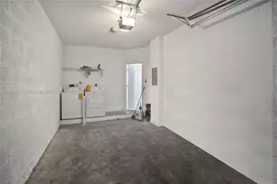 1042 NE 207th Terrace, Miami, FL 33179 - Photo 44