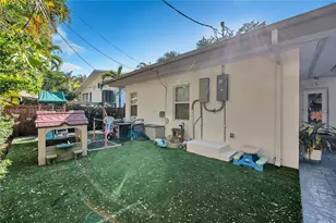 3535 W Glencoe St, Miami, FL 33133 - Photo 32