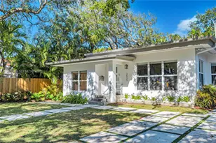 3535 W Glencoe St, Miami, FL 33133 - Photo 2