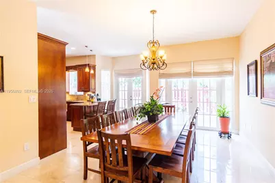 10564 NW 57th St, Doral, FL 33178 - Photo 12