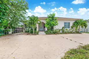6881 SW 27th St, Miami, FL 33155 - Photo 1