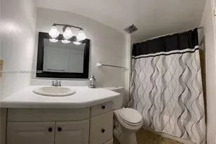 7900 Camino Cir, Miami, FL 33143 - Photo 12