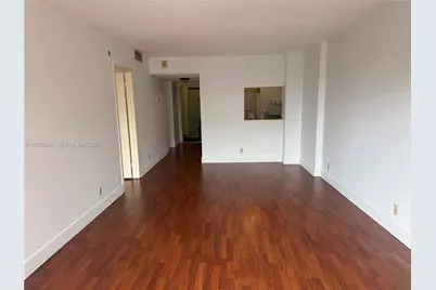 7900 Camino Cir #403, Miami, FL 33143 - Photo 4