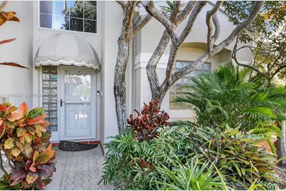 23331 Feather Palm Ct, Boca Raton, FL 33433 - Photo 6